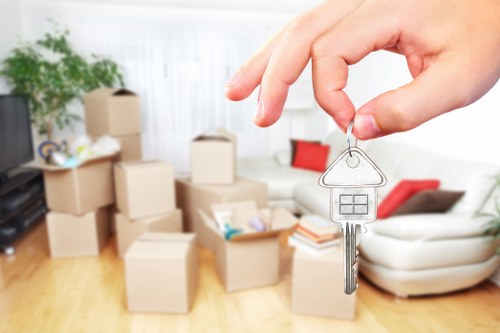 Moving van service for Shoreditch streets and apartments