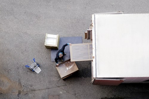 Local removal truck hire for packing and transporting boxes in Shoreditch